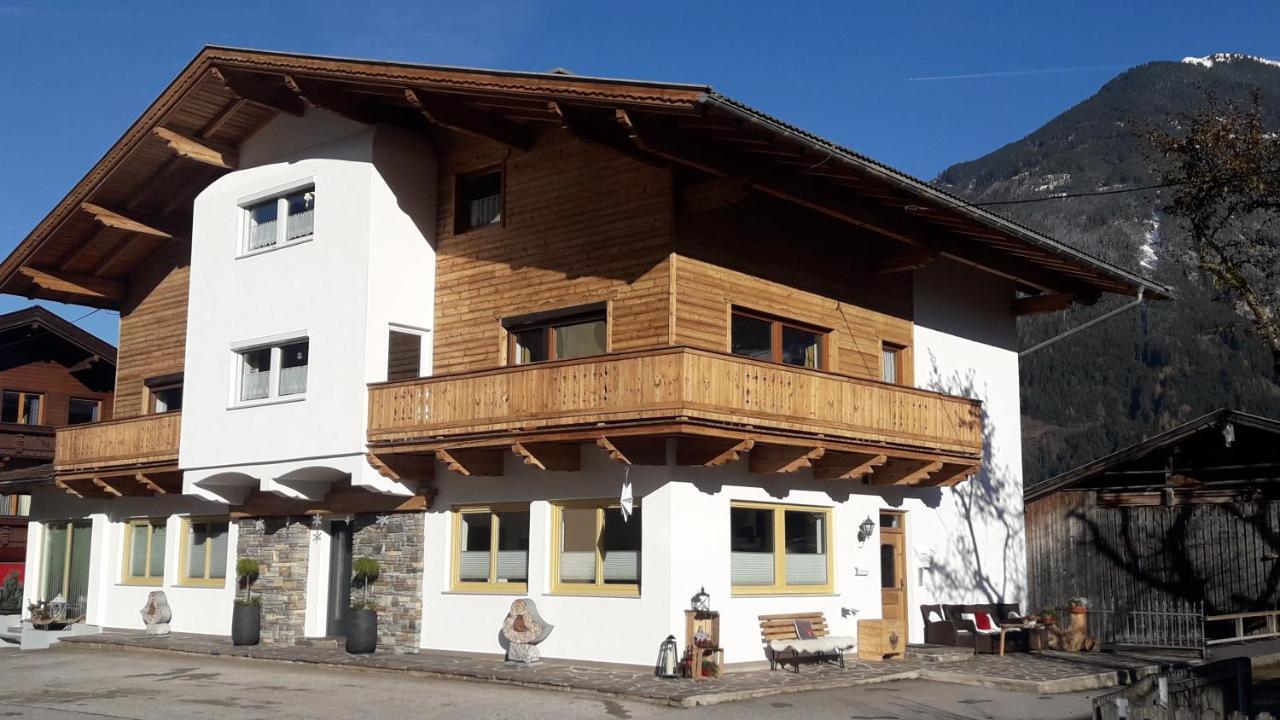 Studio Hochzillertal Mit Sauna & E-Ladestation Apartman Ried im Zillertal Kültér fotó